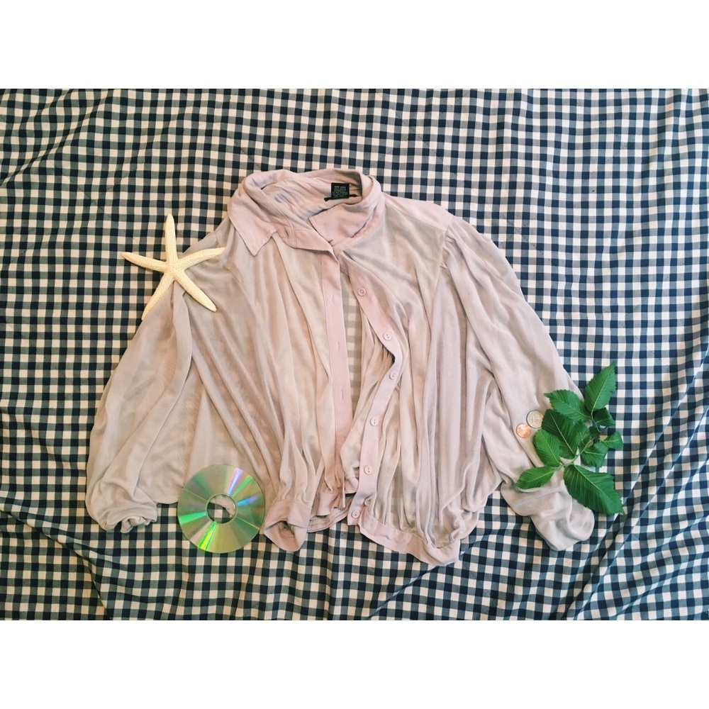 🌟 Sheer Purple button down 🌟